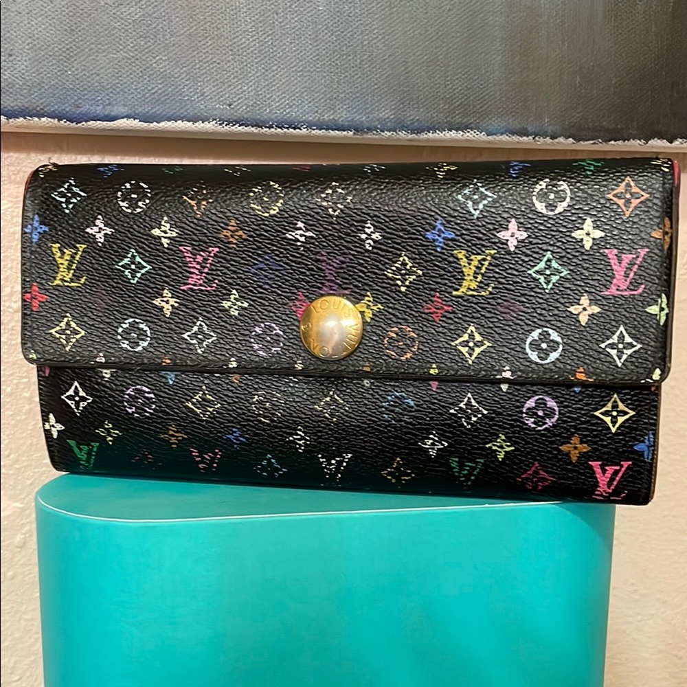 🔥sale 75$LOUIS VUITTON EUC Black with Multicolor Monogram Wallet. Authentic!❤️